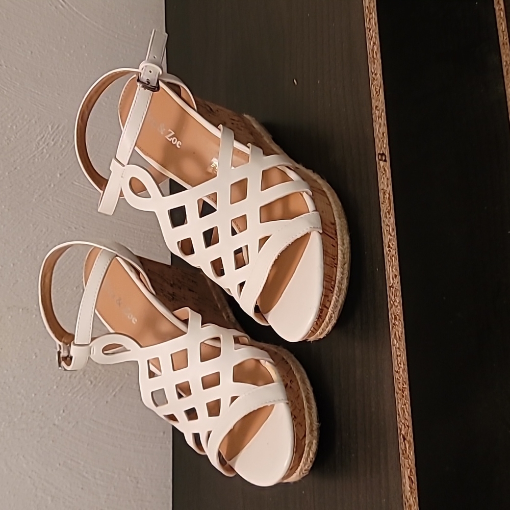 Eva&Zoe Wedges
